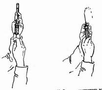 Рис. 39. Набор лекарства из ампулы